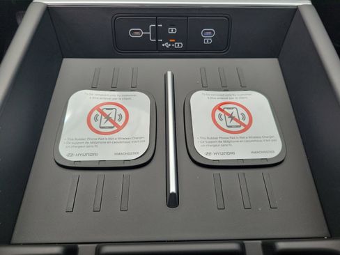 New 2026 Hyundai Santa Fe SE image 7