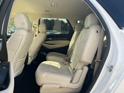 Used 2023 Buick Enclave Premium FWD image 11