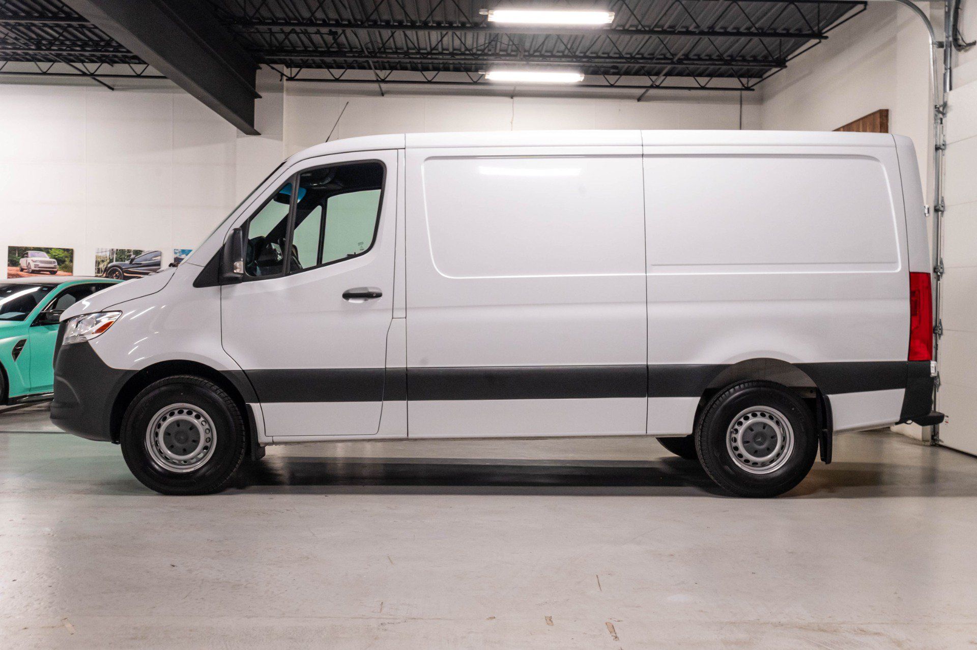 Used 2021 Mercedes-Benz Sprinter 2500 w/ Driver Convenience Package image 45
