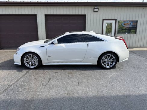 Used 2012 Cadillac CTS V RWD image 3