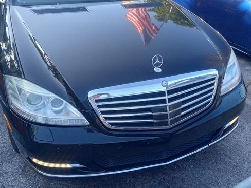 Used 2013 Mercedes-Benz S 550 4MATIC image 2