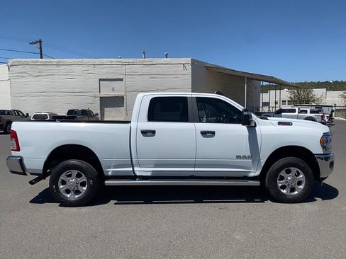 Used 2023 RAM 2500 Big Horn w/ Level 1 Equipment Group AWD/4WD image 4