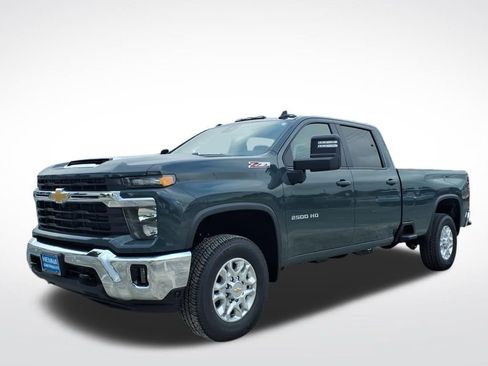 New 2026 Chevrolet Silverado 2500 LT w/ Safety Package AWD/4WD image 8