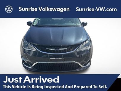 Used 2020 Chrysler Pacifica Touring-L Plus