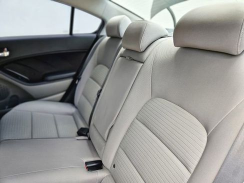 Used 2015 Kia Forte LX w/ Popular Package FWD image 29