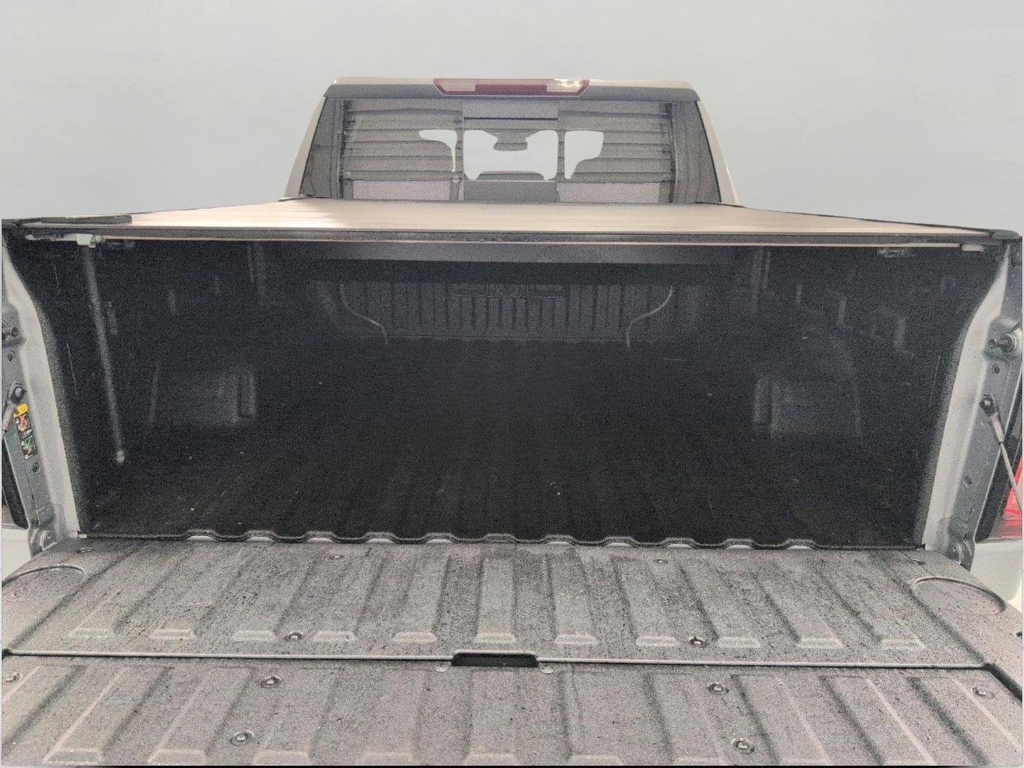 Used 2023 GMC Sierra 1500 SLT w/ SLT Premium Plus Package AWD/4WD image 44