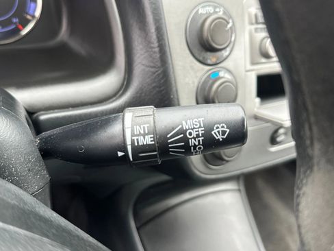 Used 2005 Honda Civic Hybrid Sedan image 25