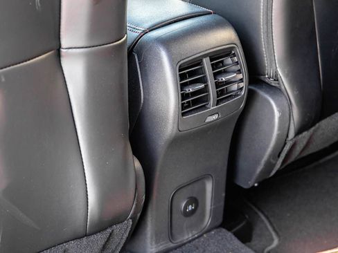 Used 2026 Ford Escape ST-Line Select AWD/4WD image 20