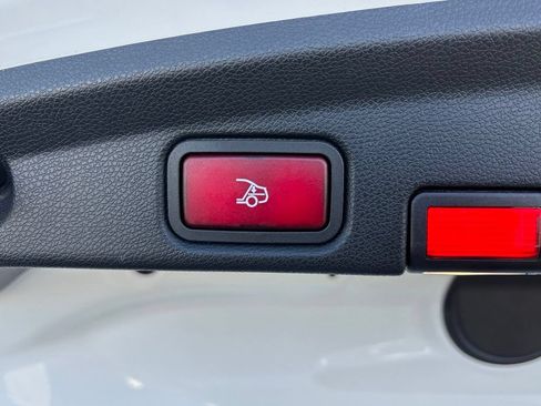 Certified 2022 Mercedes-Benz E 450 Cabriolet image 46