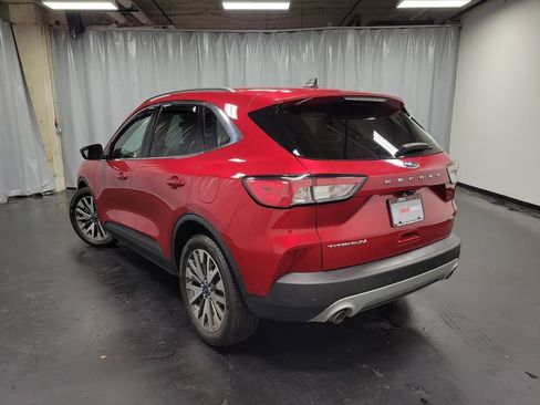 Used 2020 Ford Escape Titanium image 6