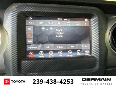 Used 2020 Jeep Wrangler Sport AWD/4WD image 16
