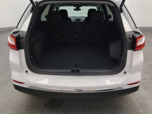 Used 2021 Chevrolet Equinox LT FWD image 29