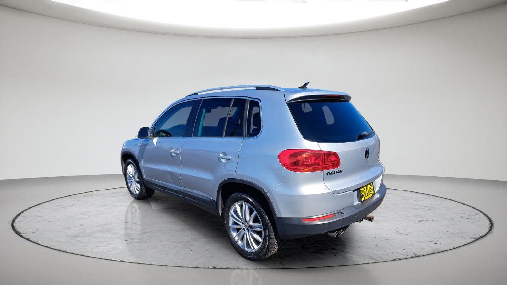 Used 2012 Volkswagen Tiguan SE AWD/4WD image 7