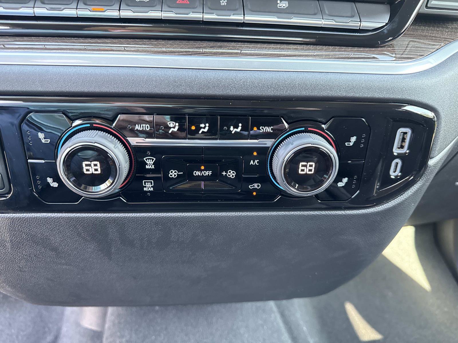New 2026 Chevrolet Silverado 1500 RST AWD/4WD image 28