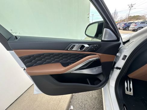 Used 2026 BMW X6 M Competition w/ Executive Package AWD/4WD image 16