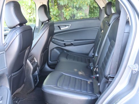 Used 2024 Ford Edge SEL AWD/4WD image 15
