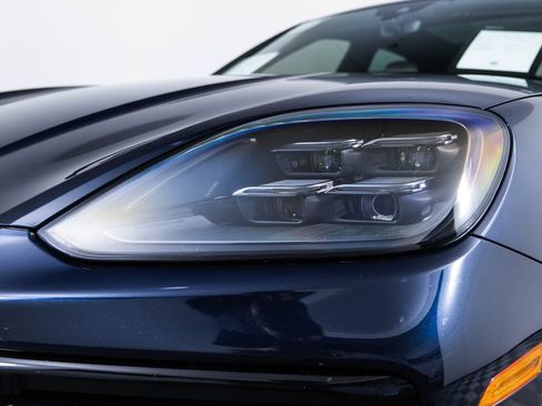 Certified 2024 Porsche Cayenne S AWD/4WD image 12