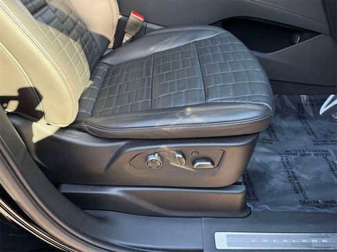 Used 2024 Cadillac Escalade ESV Sport Platinum w/ LPO, ONYX Package image 15