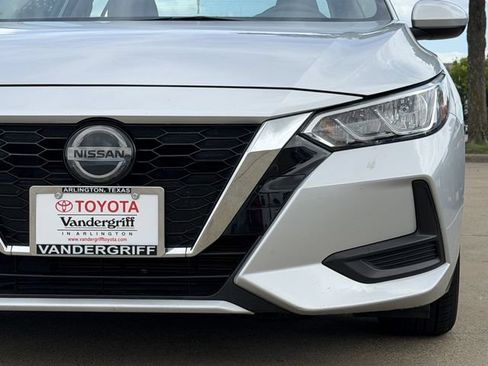 Used 2023 Nissan Sentra SV FWD image 9
