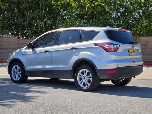 Used 2018 Ford Escape S FWD image 5