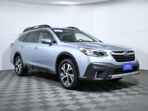 Used 2022 Subaru Outback Limited AWD/4WD image 1