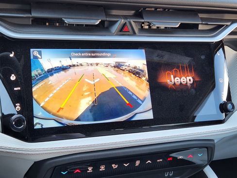 New 2026 Jeep Cherokee Limited image 17