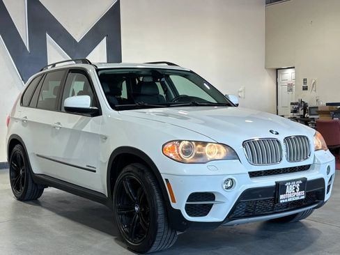 Used 2011 BMW X5 xDrive35d AWD/4WD image 2