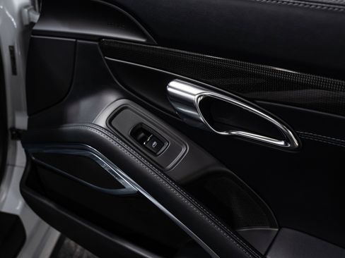 Used 2015 Porsche 911 Turbo S w/ High-end Infotainment Package image 61