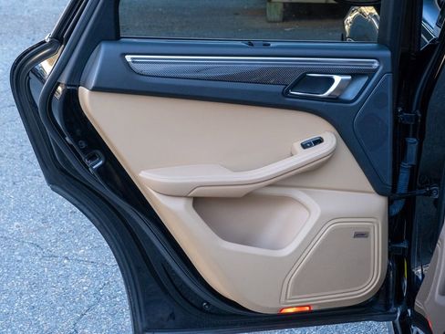 Used 2017 Porsche Macan GTS image 29