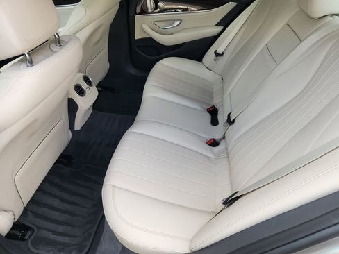 Used 2021 Mercedes-Benz E 350 Sedan image 31