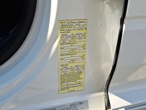 Used 2018 RAM 3500 Tradesman image 29