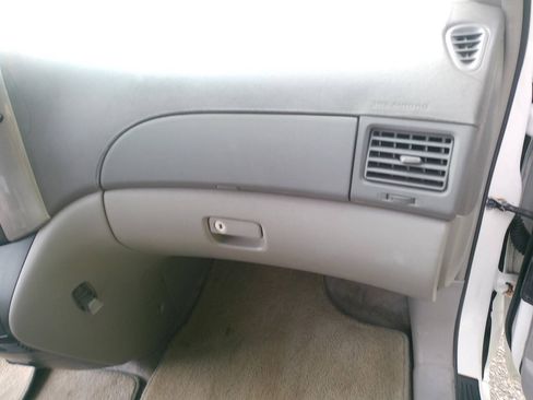 Used 2007 Toyota Sienna LE w/ LE Pkg 3 FWD image 26