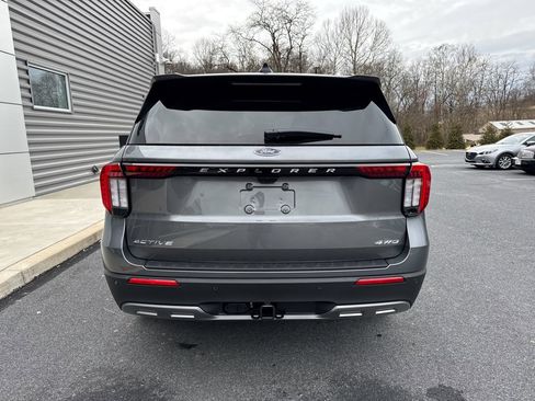 New 2026 Ford Explorer Active w/ Active Comfort Package image 8