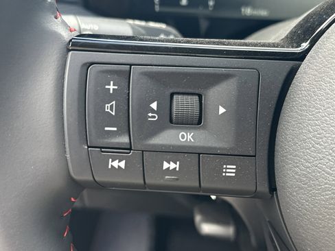 New 2026 Nissan Kicks SR FWD image 23