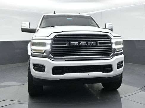 Used 2023 RAM 2500 Laramie AWD/4WD image 3