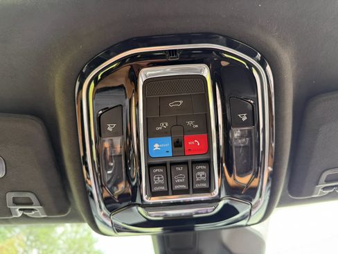 Used 2021 Jeep Grand Cherokee L Summit AWD/4WD image 27
