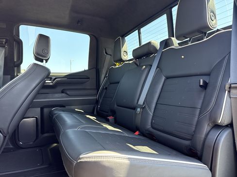 Used 2023 GMC Sierra 1500 AT4X AWD/4WD image 21