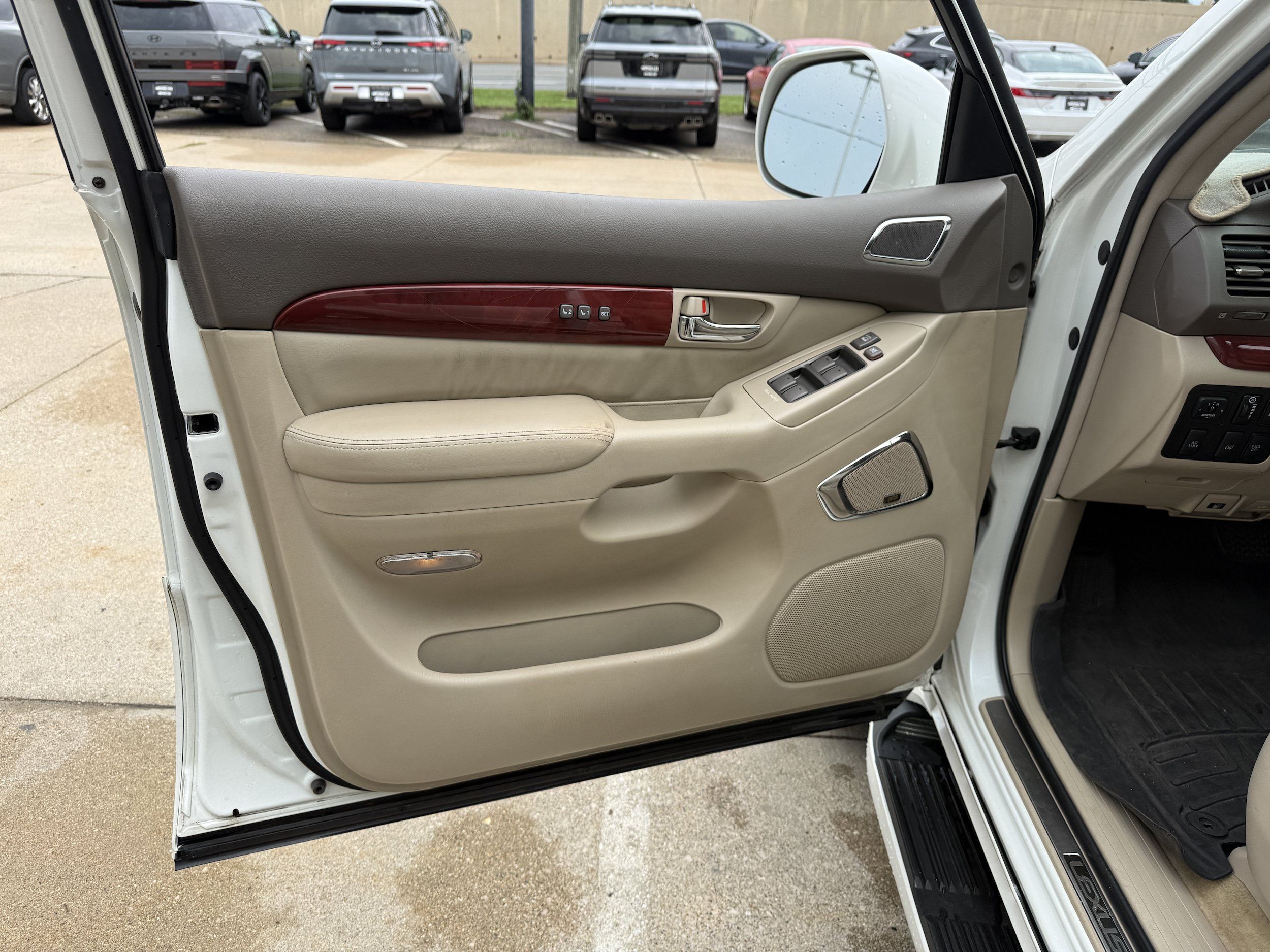 Used 2008 Lexus GX 470 AWD/4WD image 8
