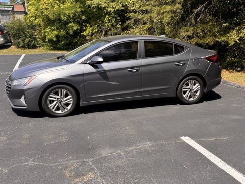 Used 2019 Hyundai Elantra SEL FWD image 3