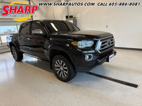 Used 2021 Toyota Tacoma Limited AWD/4WD image 1