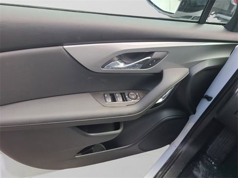 New 2025 Chevrolet Blazer LT w/ Midnight/Sport Edition image 14