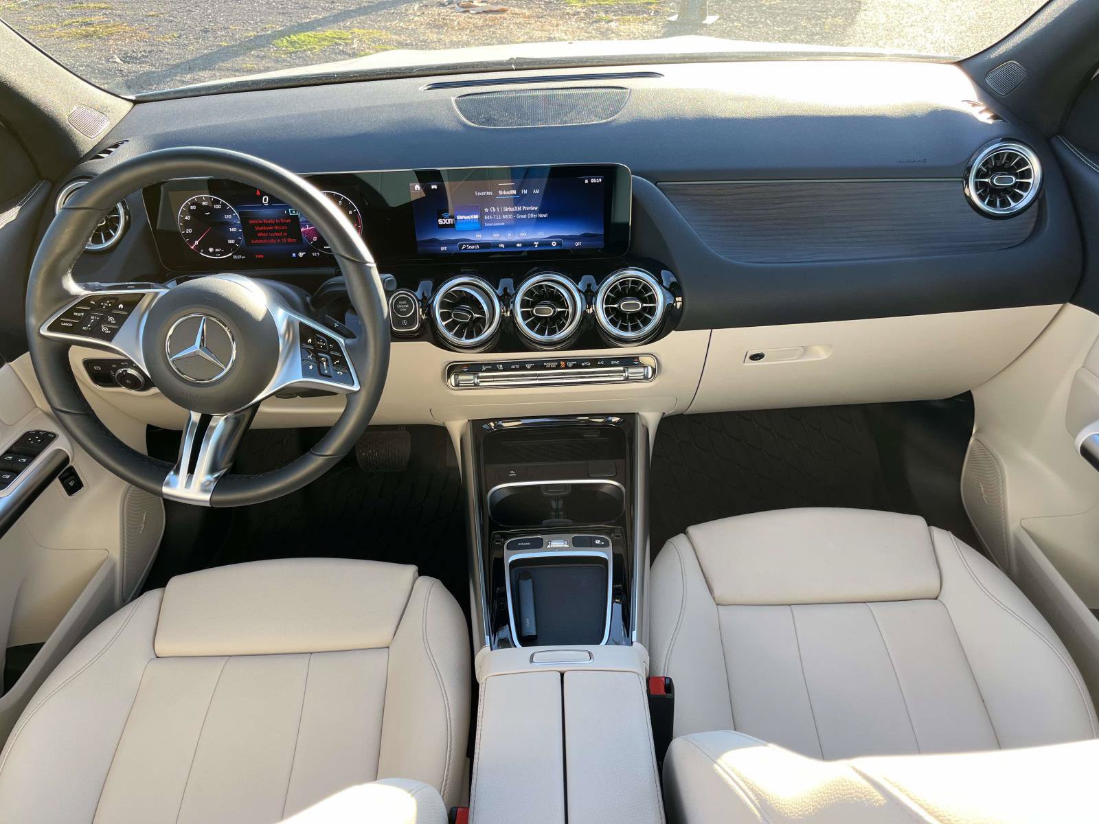 Used 2026 Mercedes-Benz GLA 250 4MATIC image 16