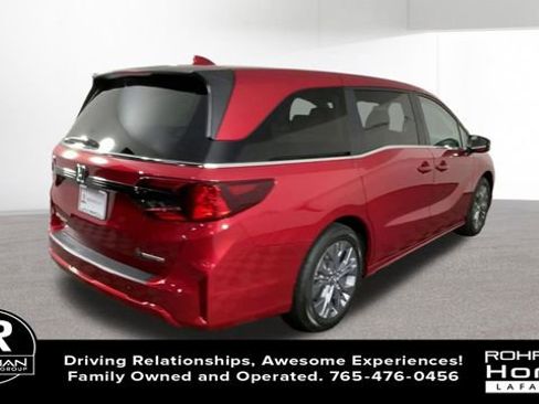 New 2026 Honda Odyssey Touring image 9