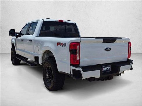 Used 2024 Ford F250 XL w/ STX Appearance Package AWD/4WD image 7