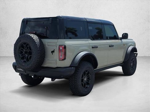 New 2026 Ford Bronco Badlands AWD/4WD image 2