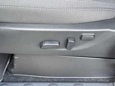 New 2026 Nissan Frontier SV image 13