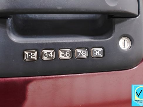 Used 2004 Ford F150 Lariat image 41