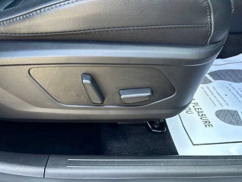 Used 2024 Hyundai Tucson Limited AWD/4WD image 10