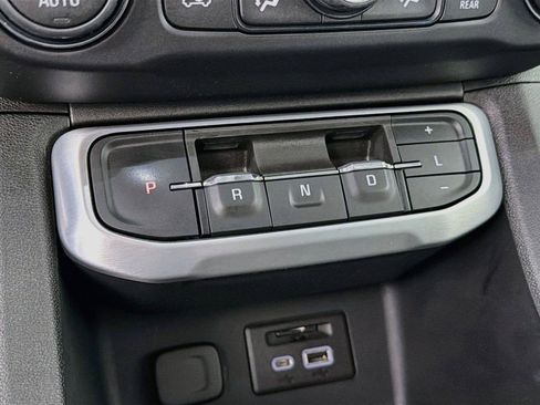 Used 2021 GMC Acadia SLT w/ Trailering Package AWD/4WD image 23