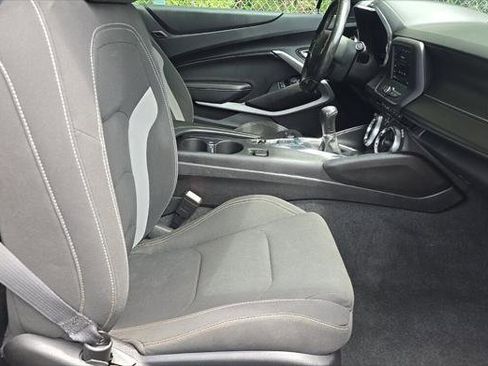 Used 2020 Chevrolet Camaro LT RWD image 18
